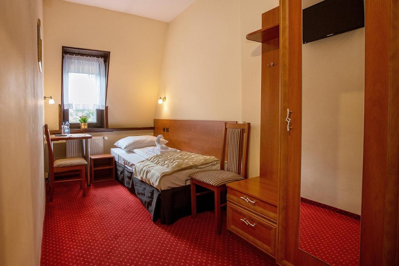 Hotel Zamek Chalupki Esterno foto
