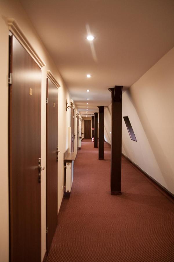 Hotel Zamek Chalupki Esterno foto