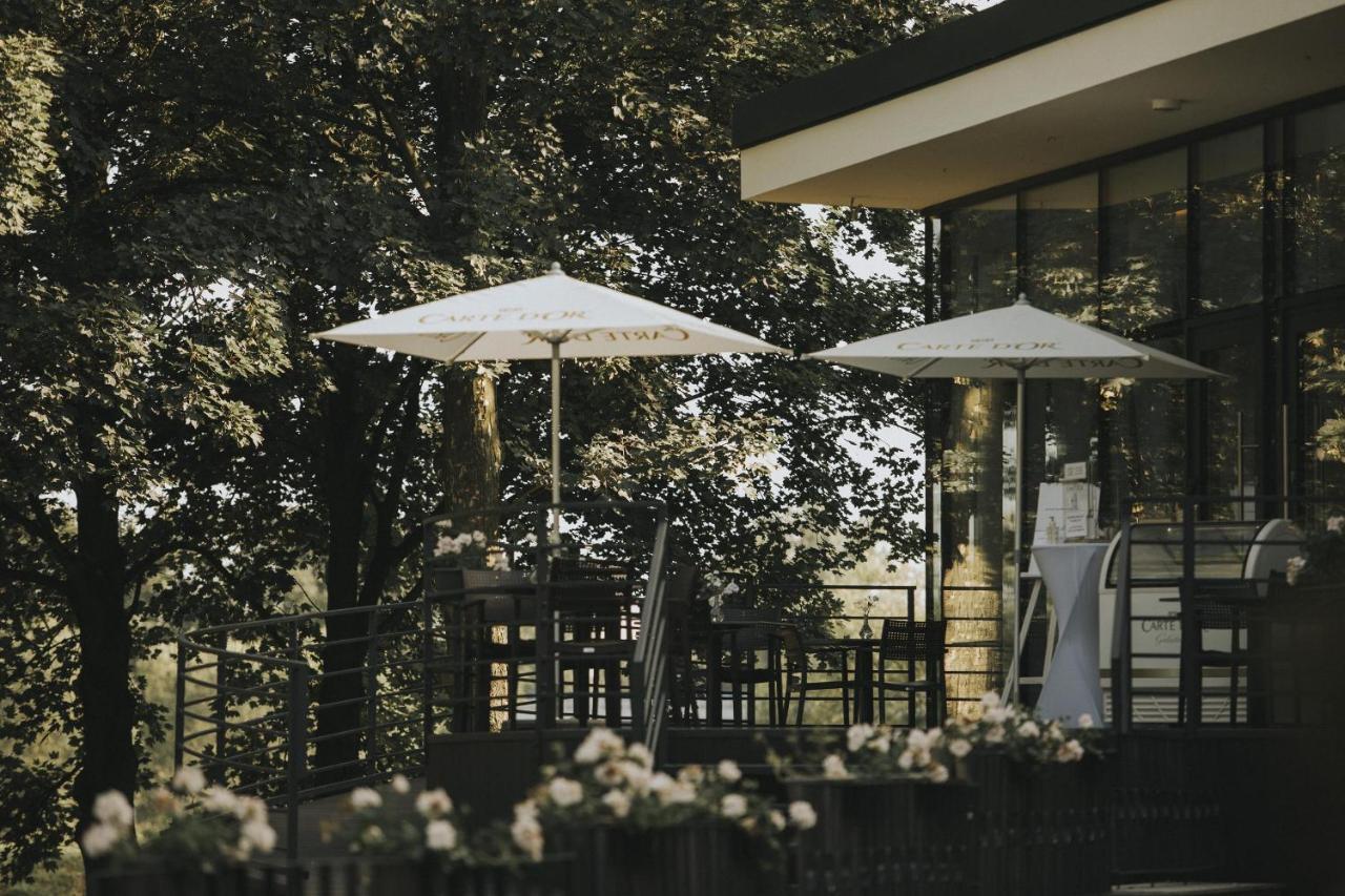 Hotel Zamek Chalupki Esterno foto